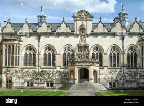 oxford college founded in 1326.
